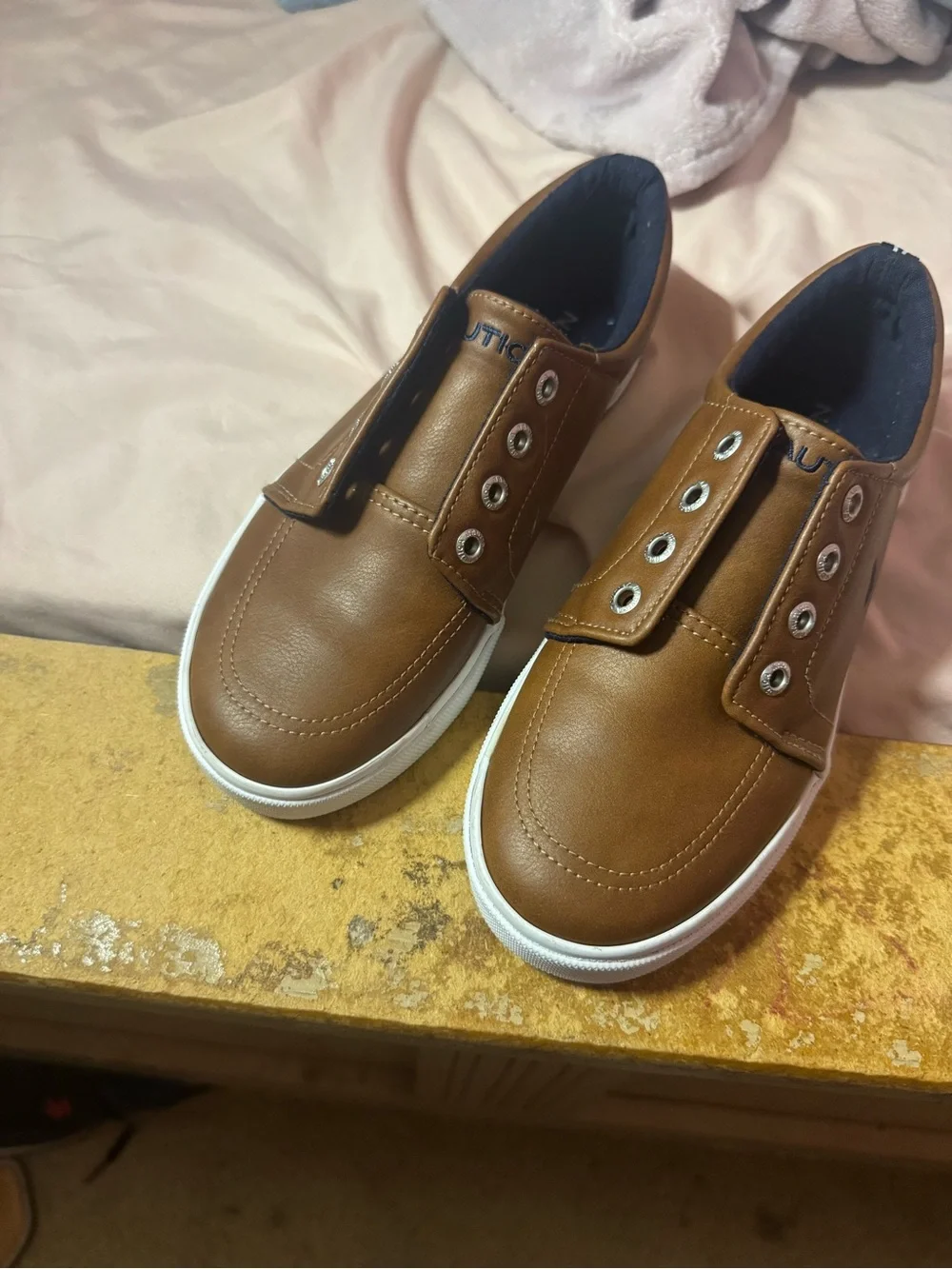Nautica Brown Low-Top Slip-On Sneakers with White Soles